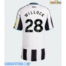Camisa de time de futebol Newcastle United Joe Willock #28 Replicas 1º Equipamento Feminina 2025-26 Manga Curta